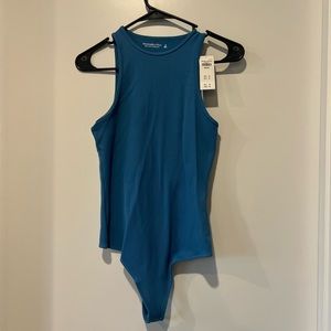 New! Abercrombie and fitch bodysuit sz M